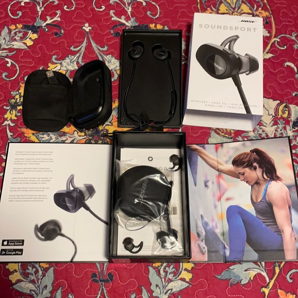 Gently used Bose Soundsport wireless headphones with charging case